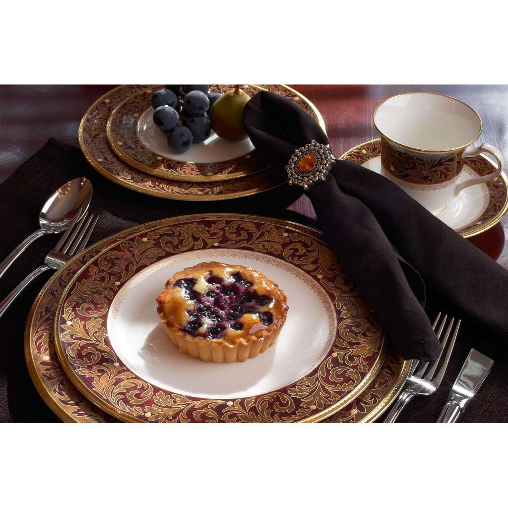 Noritake Bone China •