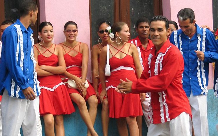 Traditional cuban clothes