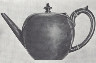 Tea pot