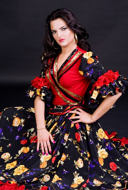 ZYLL Kids Girls Belly Dance Spanish Traditional Flamenco Skirt Gypsy Style  Princess Stage Party Cosplay Costume : Amazon.co.uk: Fashion