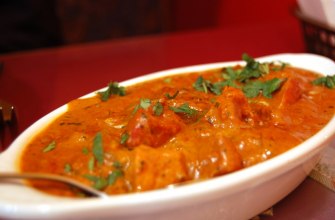 Butter chicken (murgh makhani) in a creamy tomato and butter gravy