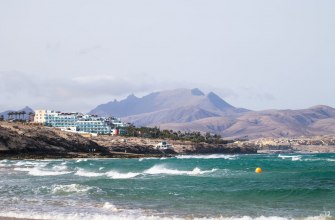 Wild mountain-backed Atlantic coast of the Jandia peninsula, Fuerteventura